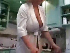 Vocal milf xxxvideo  ...